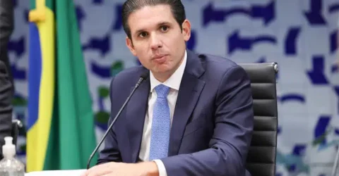 Hugo Motta confirma apoio do Republicanos à chapa João Azevêdo–Lucas e ressalta “democracia interna” - Imagem do artigo original