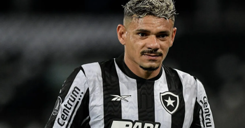Botafogo-PB e Kappa definem últimos ajustes da camisa listrada para a temporada 2026 - Imagem do artigo original