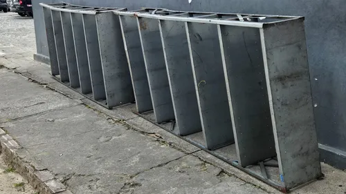 Estantes são furtadas de prédio da Prefeitura de Campina Grande; dois homens são presos - Imagem do artigo original